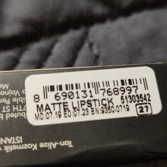 Farmasi make up combo - Picture 10 of 13